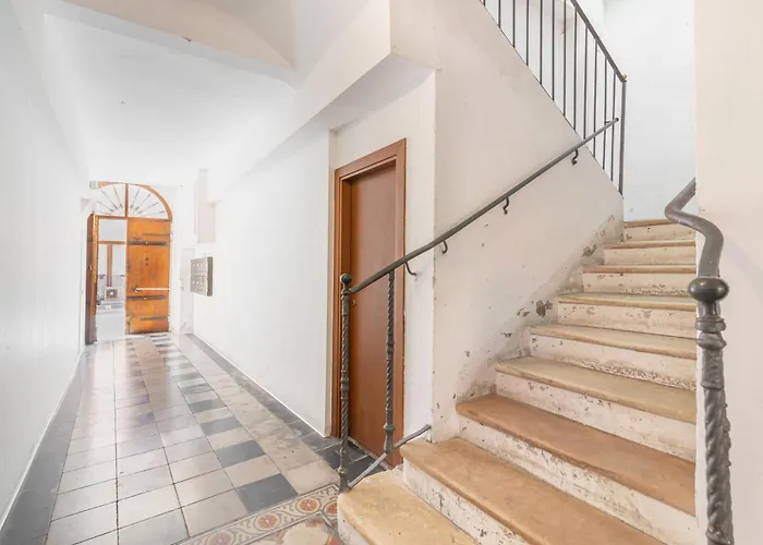 Guesthost - Corso 264 *